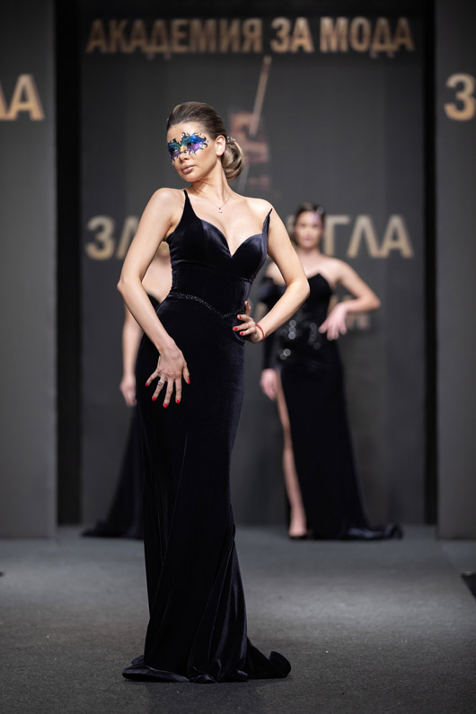 Златна игла 2024
